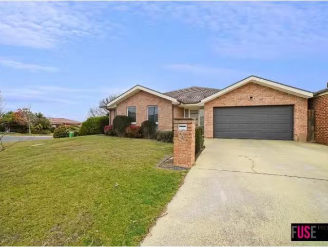 House for rent in Dunlop, Australian Capital Territory