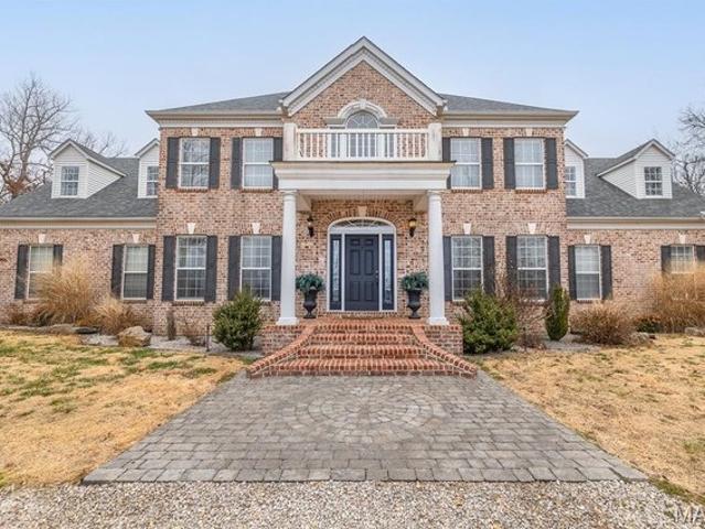 House for sale in Poplar Bluff, Missouri