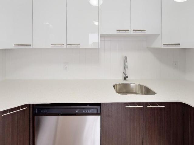 Apartment for rent in Bay, Ottawa