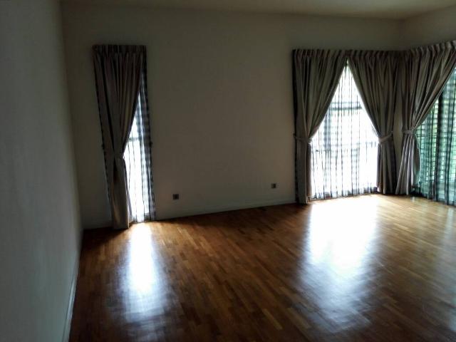 Shop for rent in Petaling, Subang Jaya