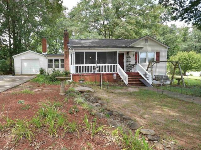 House for sale in Lyman, South Carolina