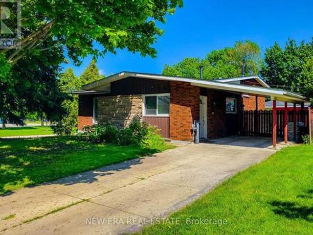 House for sale in Ancaster, Ontario