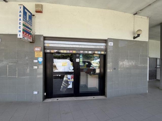 Locale Commerciale in affitto a Roma Capitale, Lazio