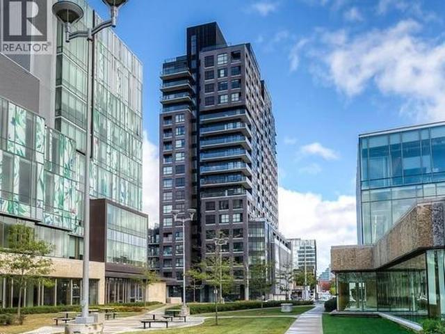Condo for sale in City Commercial Core, Kitchener