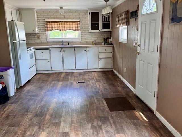 House for sale in Deepwater, New Jersey