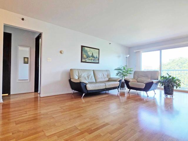 Condo for sale in Buffalo Grove, Illinois