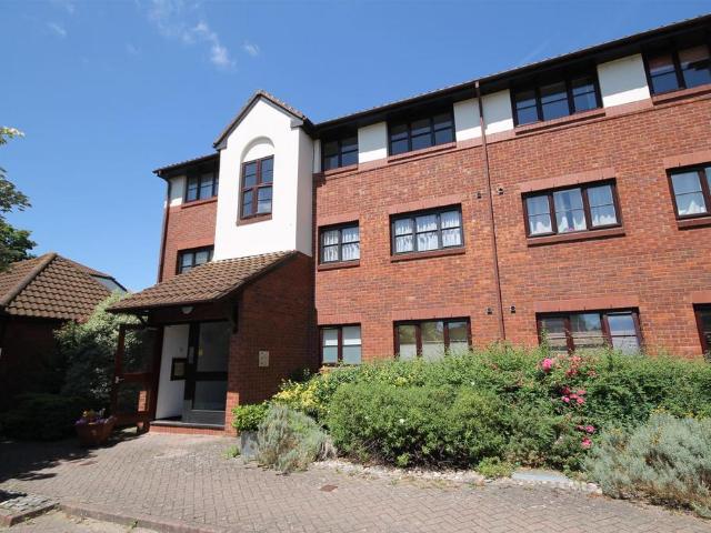 Apartment for rent in Hackbridge, Greater London