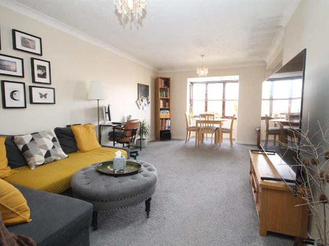 Apartment for rent in Hackbridge, Greater London