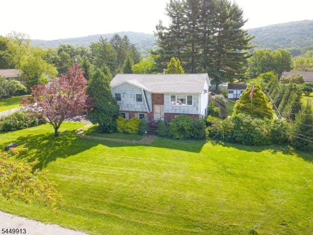 House for sale in Ogdensburg, New Jersey