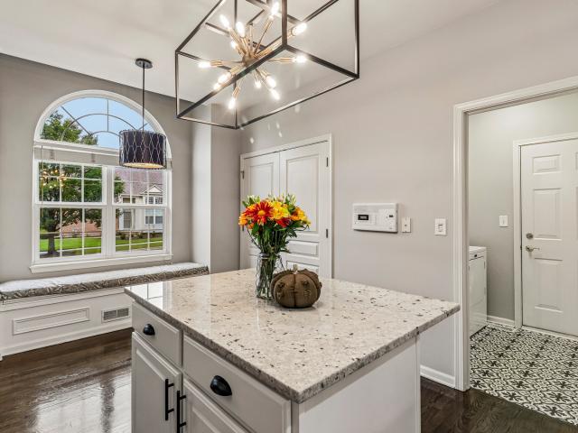 Townhouse for sale in Mchenry, Illinois