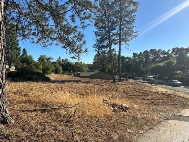 Land for sale in Murphys, California