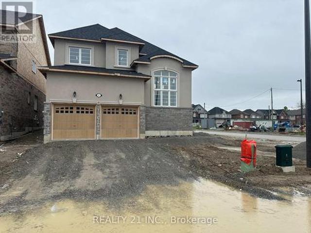 House for sale in Georgina