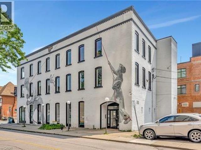 Commercial for rent in Ancaster, Ontario