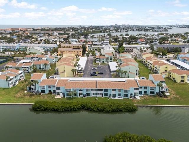 Condo for sale in Indian Rocks Beach, Florida