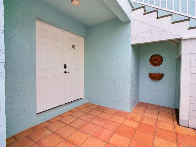 Condo for sale in Indian Rocks Beach, Florida