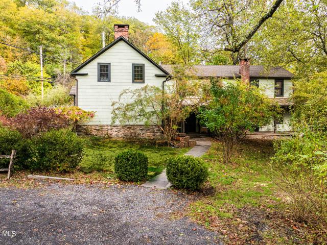 House for sale in Bearsville, New York