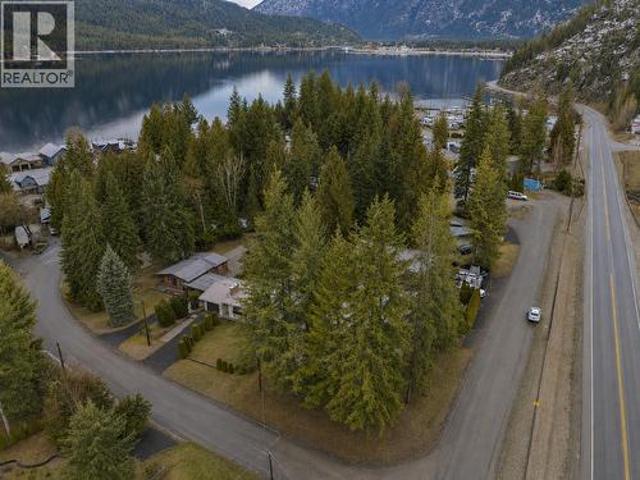 House for sale in Sicamous, British Columbia