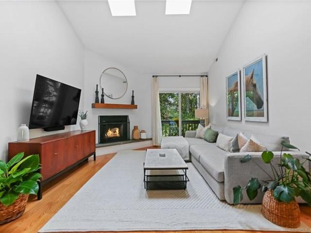 Townhouse for sale in Norwalk, Connecticut