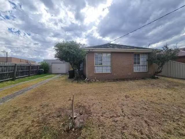 House for rent in Albanvale, Victoria