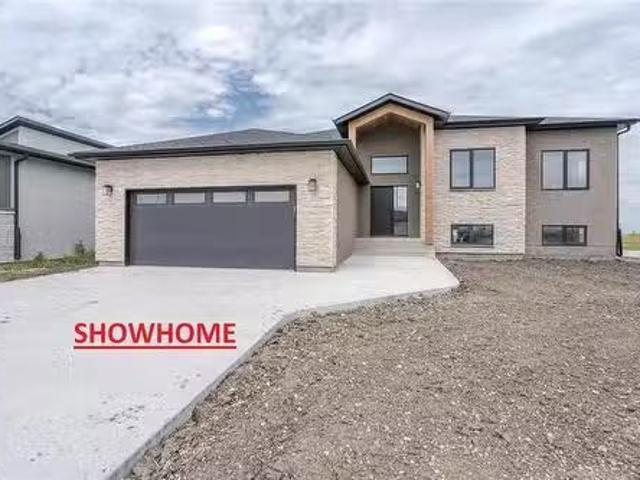 House for sale in Steinbach, Manitoba