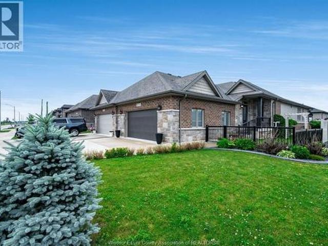 House for sale in Kingsville, Ontario