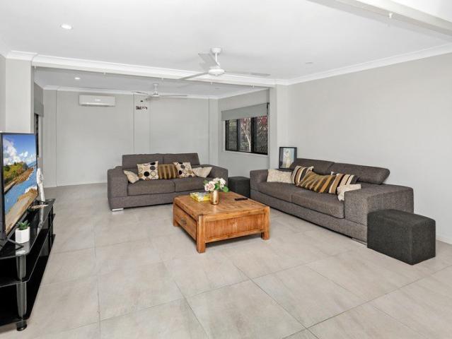 Apartment for rent in Smithfield, Queensland