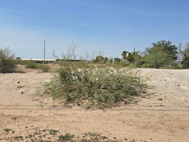 Land for sale in Aguila, Arizona