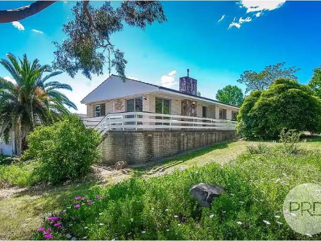 House for rent in Kooringal, Wagga Wagga City Council