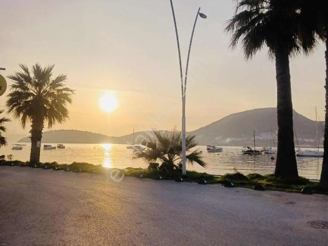 Foça, İzmir içerisinde satılık Villa