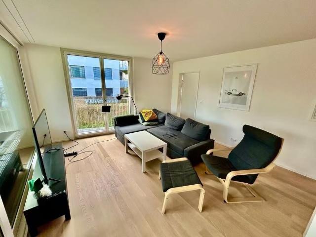 Apartment mieten in Einigen, Zürich