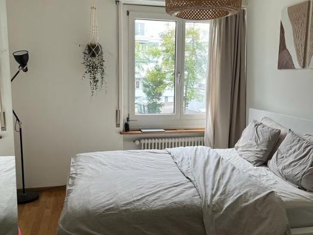 Apartment mieten in Einigen, Zürich