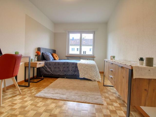 Studio mieten in Einigen, Zürich