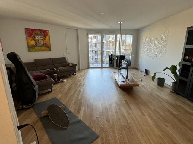 Apartment mieten in Einigen, Zürich