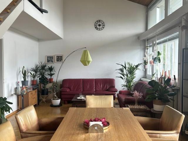 Haus mieten in Einigen, Zürich