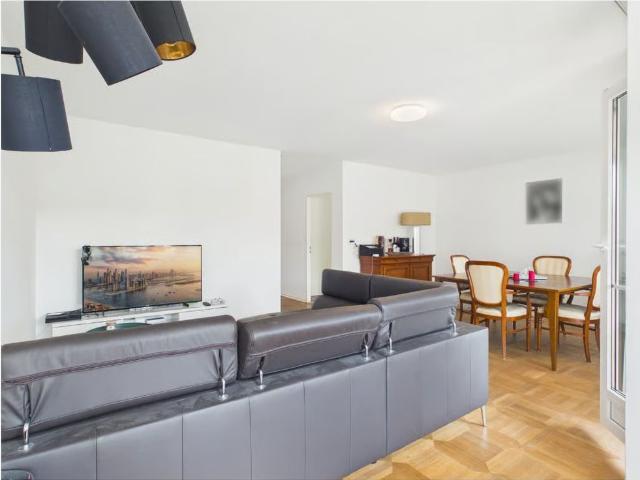 Apartment mieten in Schwerzenbach, Bezirk Uster