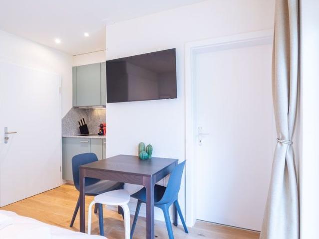 Apartment mieten in Einigen, Zürich