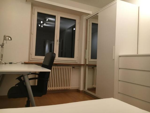 Studio mieten in Einigen, Zürich