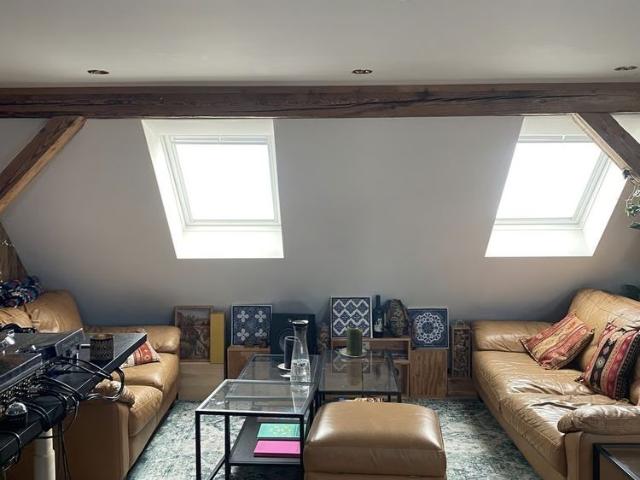 Apartment mieten in Einigen, Zürich