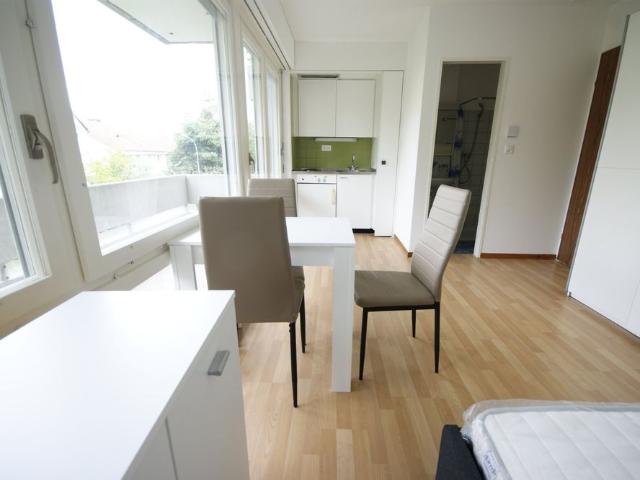Apartment mieten in Einigen, Zürich