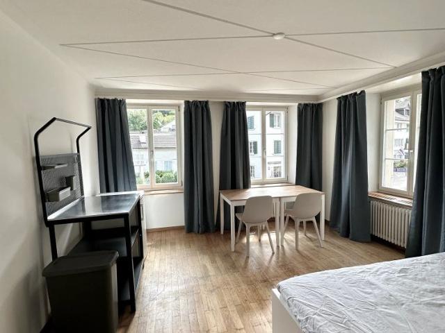 Studio mieten in Kirchuster, Uster