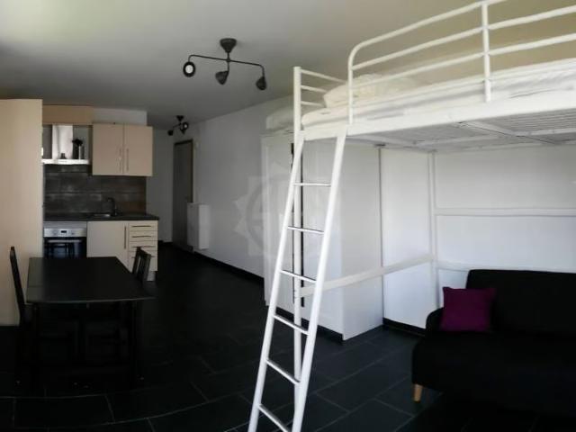 Haus mieten in Renens, Waadt