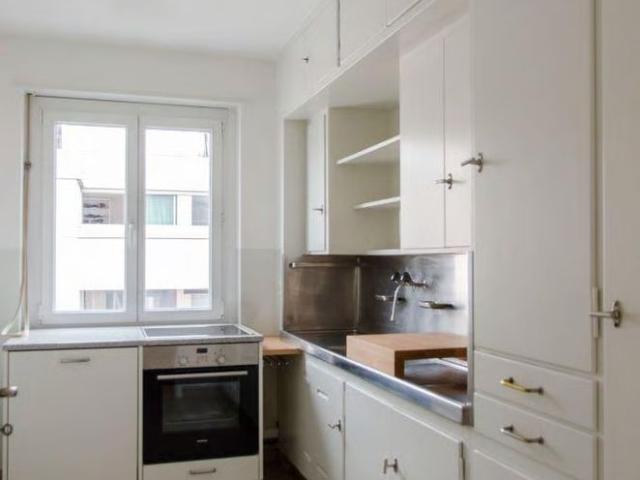 Haus mieten in Einigen, Zürich