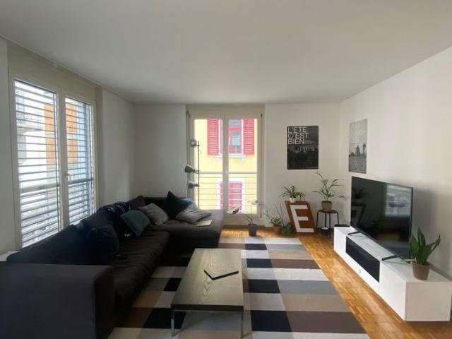 Apartment mieten in Einigen, Zürich