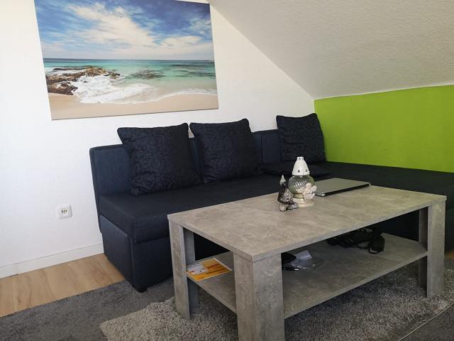 Dachgeschosswohnung mieten in Alt-Frankenforst, Bergisch Gladbach