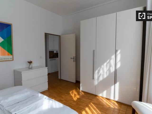 Wohnung mieten in Einigen, Zürich