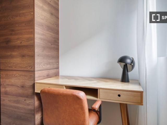 Wohnung mieten in Einigen, Zürich