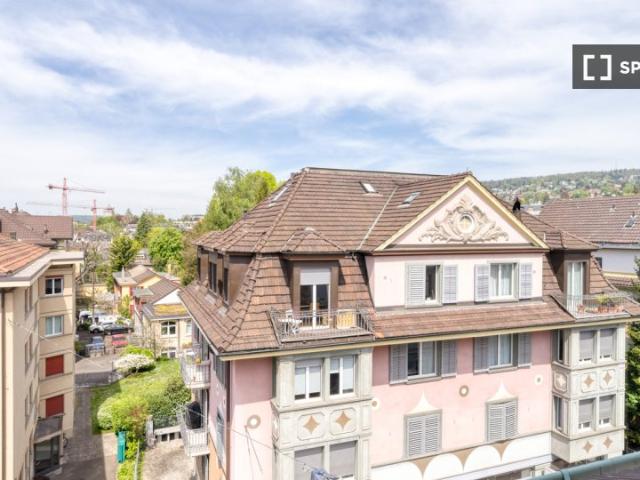 Wohnung mieten in Einigen, Zürich