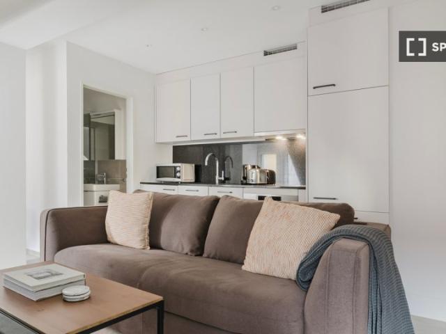 Wohnung mieten in Einigen, Zürich