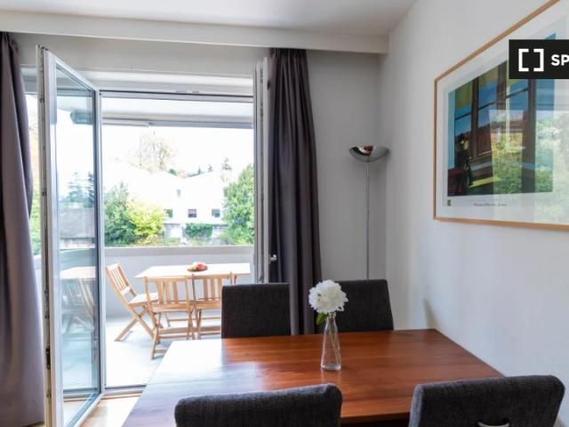 Wohnung mieten in Einigen, Zürich