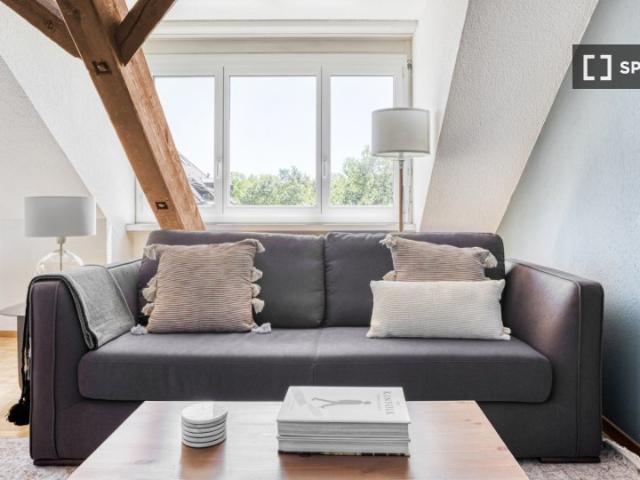 Wohnung mieten in Einigen, Zürich